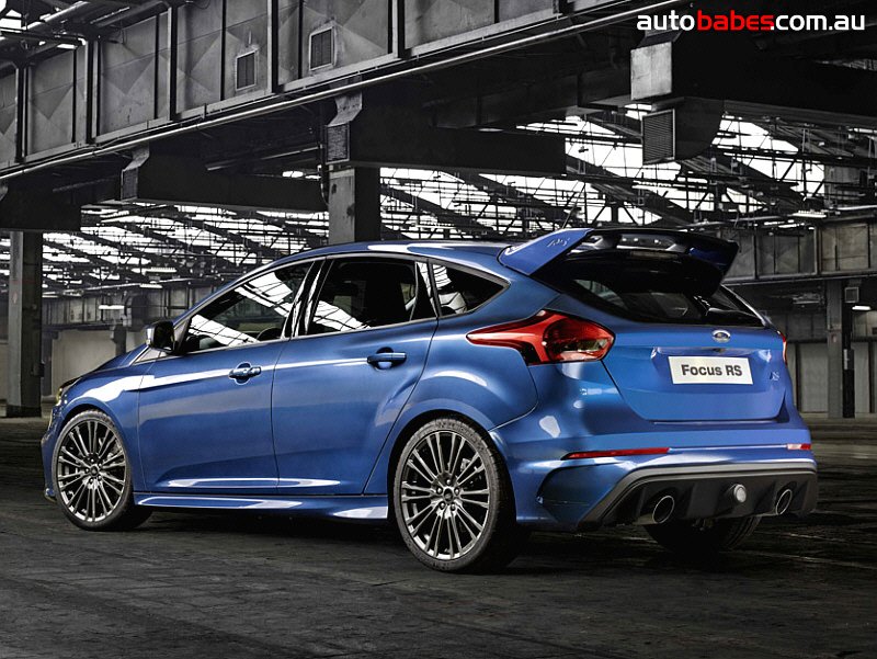 Ford-Focus-RS (1)-ab