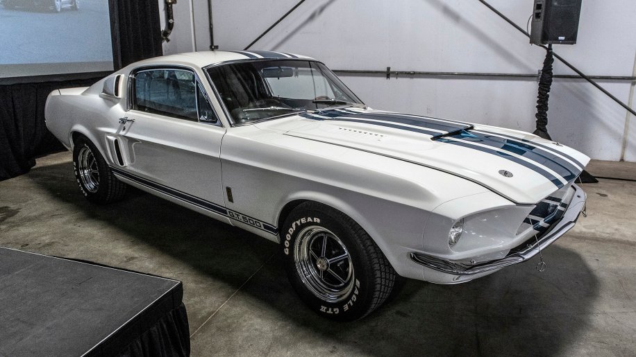 Shelby unveils the `All New’ 1967 GT500 Super Snake - autobabes.com.au ...